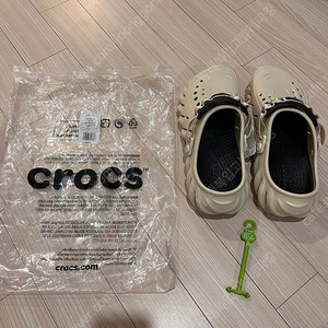 크록스 에코 클로그 본블랙 270 미사용 정품