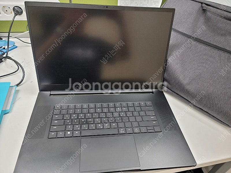 Razer Blade 17 12Gen R3080TI (...--1