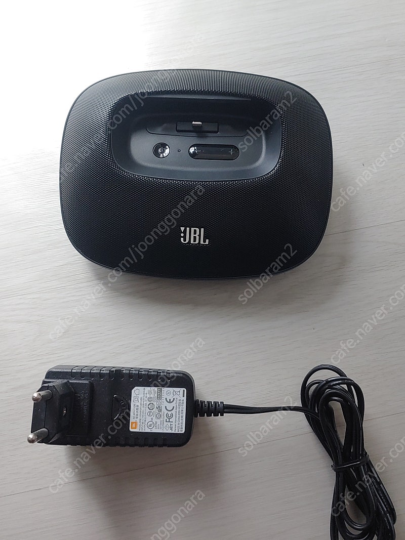 JBL ONBEAT MICRO 스피커 팝니다