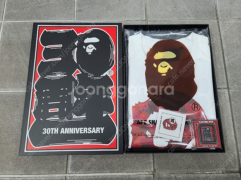 BAPE 베이프 30주년 한정티셔츠--0