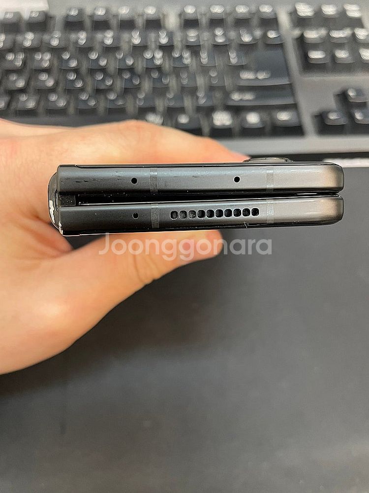 갤럭시Z폴드3 블랙 256GB 무잔상 상태좋은 중고32...--4