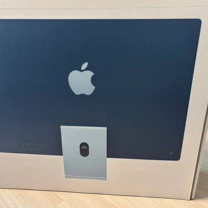 2022 아이맥 블루 24인치 m1 CPU 8코어, GPU 8코어16기가 램, 512GB팝니다.