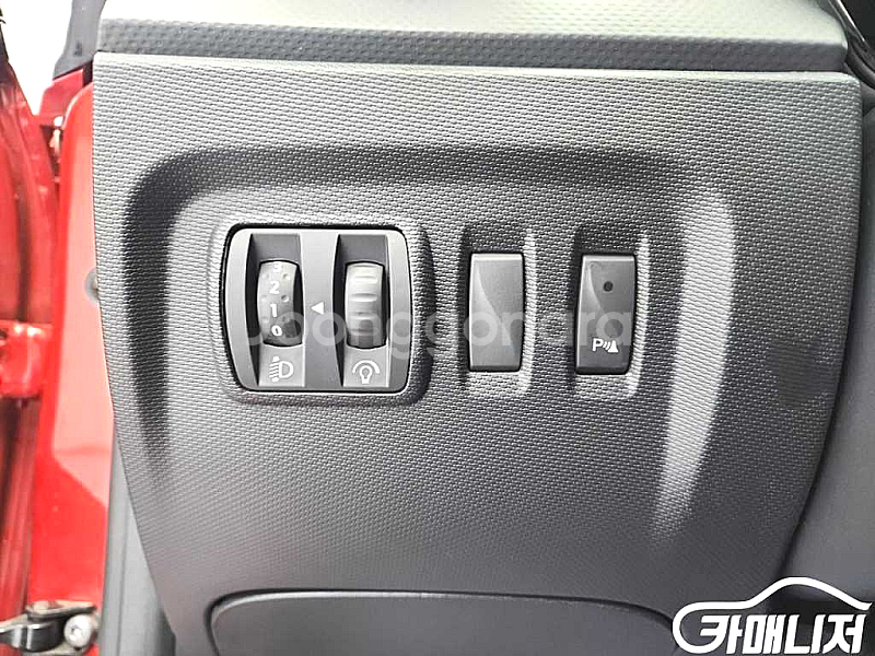 QM3 디젤 1.5 RE 시그니처 2015 년 중고차/전액할부/중고리스/중고렌트/--9