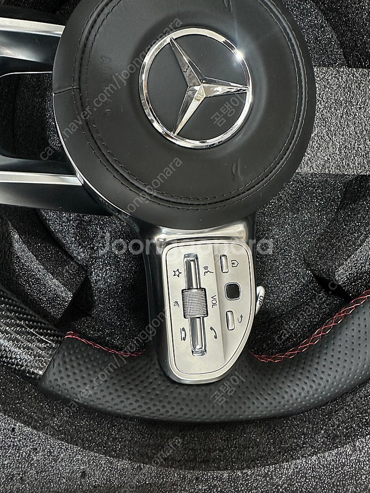 벤츠 w222 후기형 장착한 amg 핸들팝니다--2