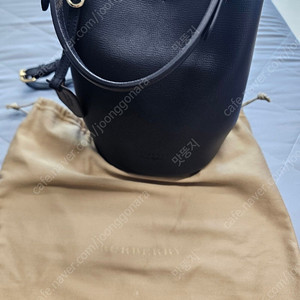 버버리 헤이마켓 론 블랙