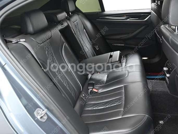 중고차 BMW 5시리즈(7세대) 530i M스포츠팩 플...--3