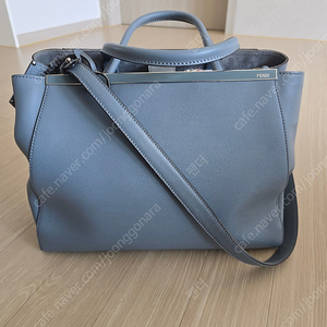 펜디 투쥬르 미듐 토드백