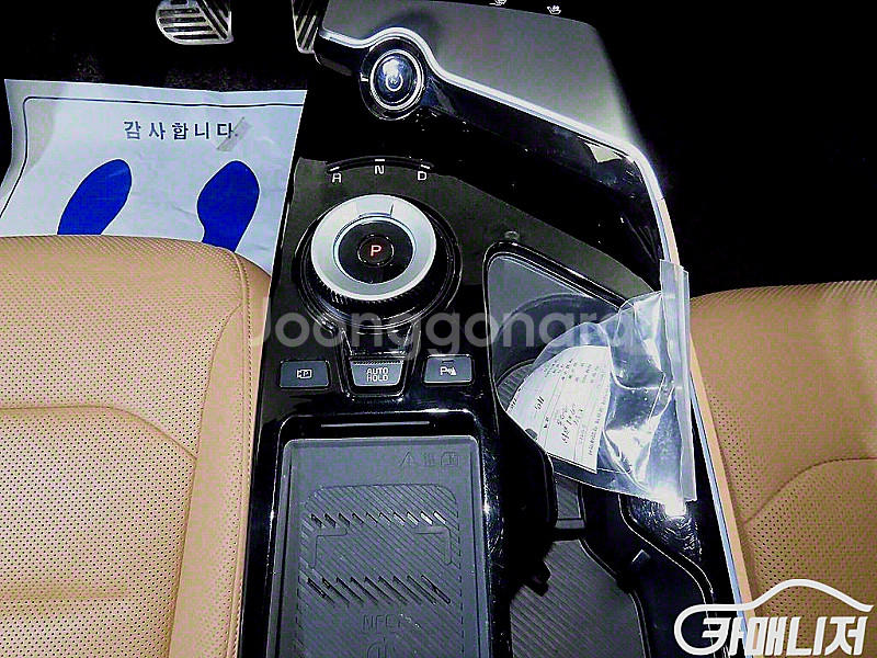 [기아]EV6 롱레인지 AWD 어스 2022 년 전기 중고차 전액할부 중고차리스 중고차수출--3