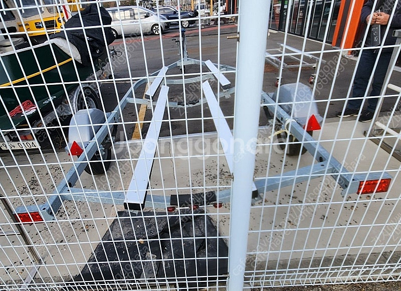 전시용으로만 사용한 미국 카라반 아연 보트(18ft) 550 트레일러 판매합니다--6