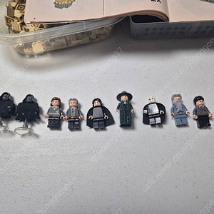 레고 4842 호그와트성 중고 판매합니다