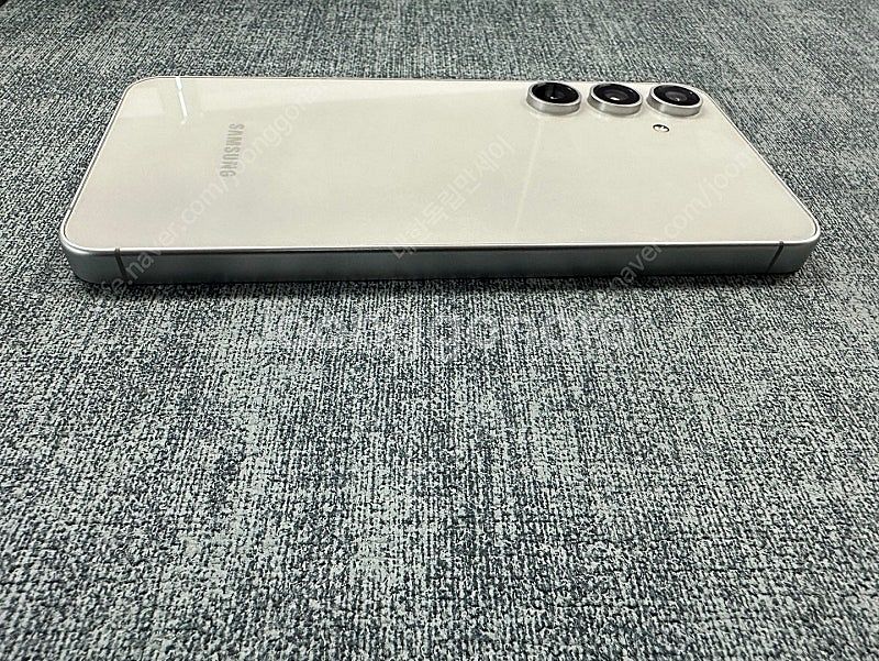 (새상품급) 갤럭시S24FE 256G 화이트 24년 1...--3