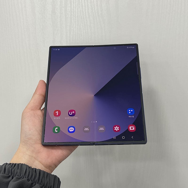 83363 갤럭시Z폴드6 네이비 256GB 부산 중고폰...--0