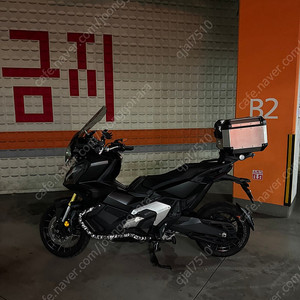 혼다 xadv750 엑드방 23년식 3천키로 멧블랙 팔아요