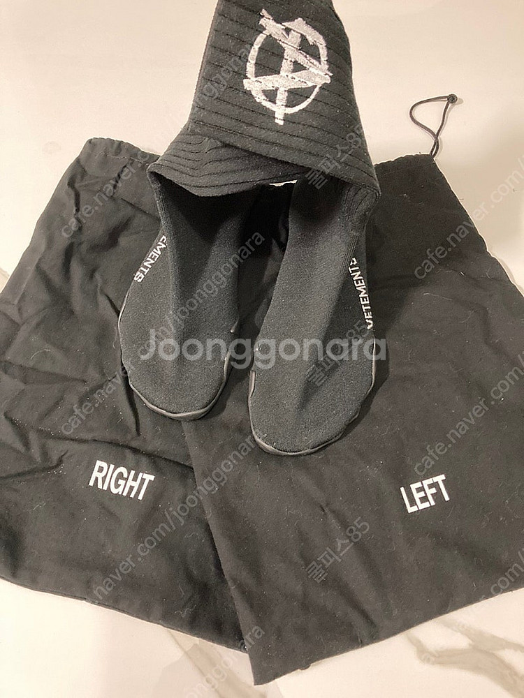 베트멍 VETEMENTS 삭스러너 스니커즈 Sock S...--2