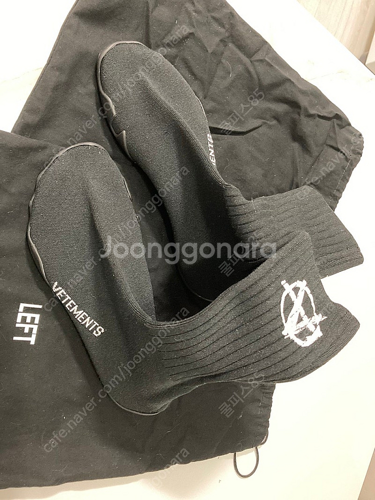 베트멍 VETEMENTS 삭스러너 스니커즈 Sock S...--4