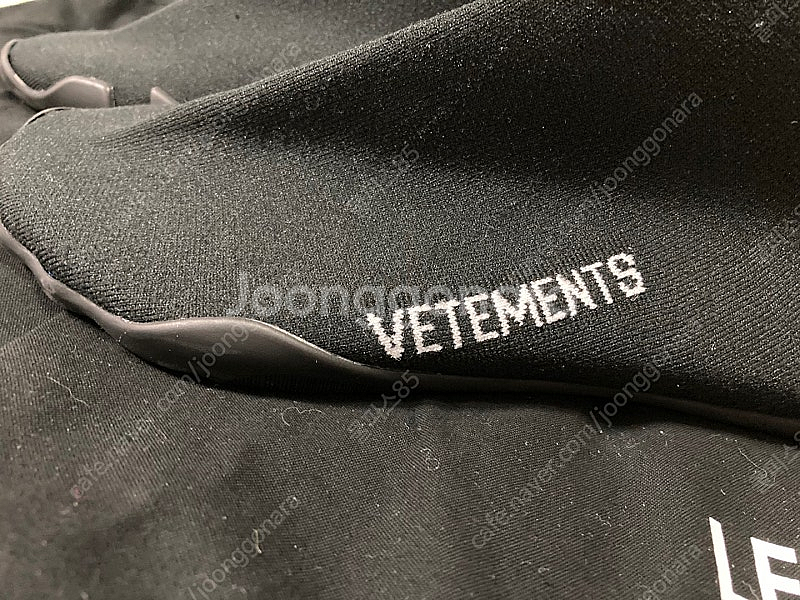베트멍 VETEMENTS 삭스러너 스니커즈 Sock S...--8
