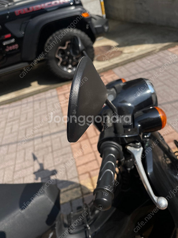 혼다 슈퍼커브 2023년식 110 cc 블랙 팝니다--5