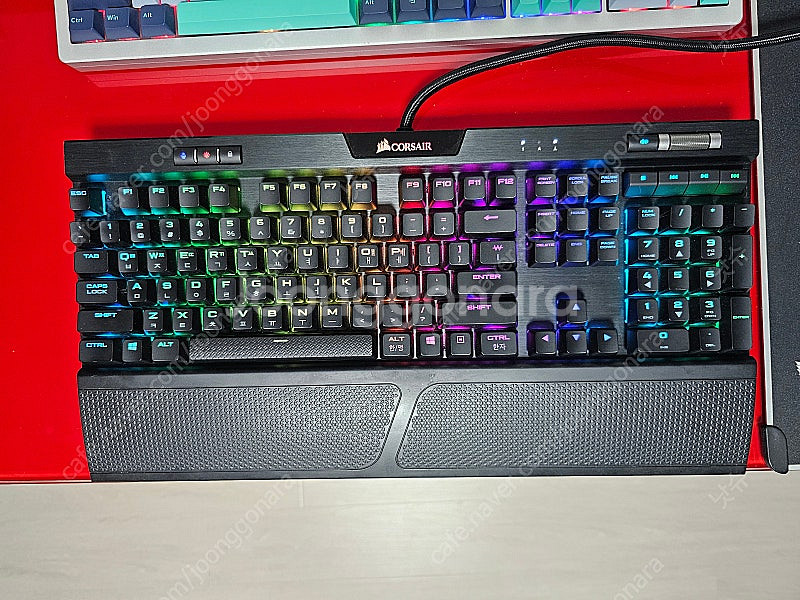 CORSAIR K70 RGB MK.2 청축--0