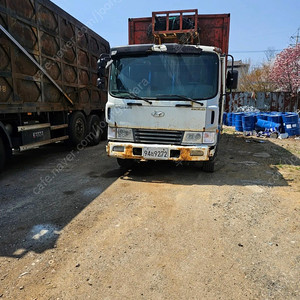 2008년식 차량 히아브12000 5톤집게차