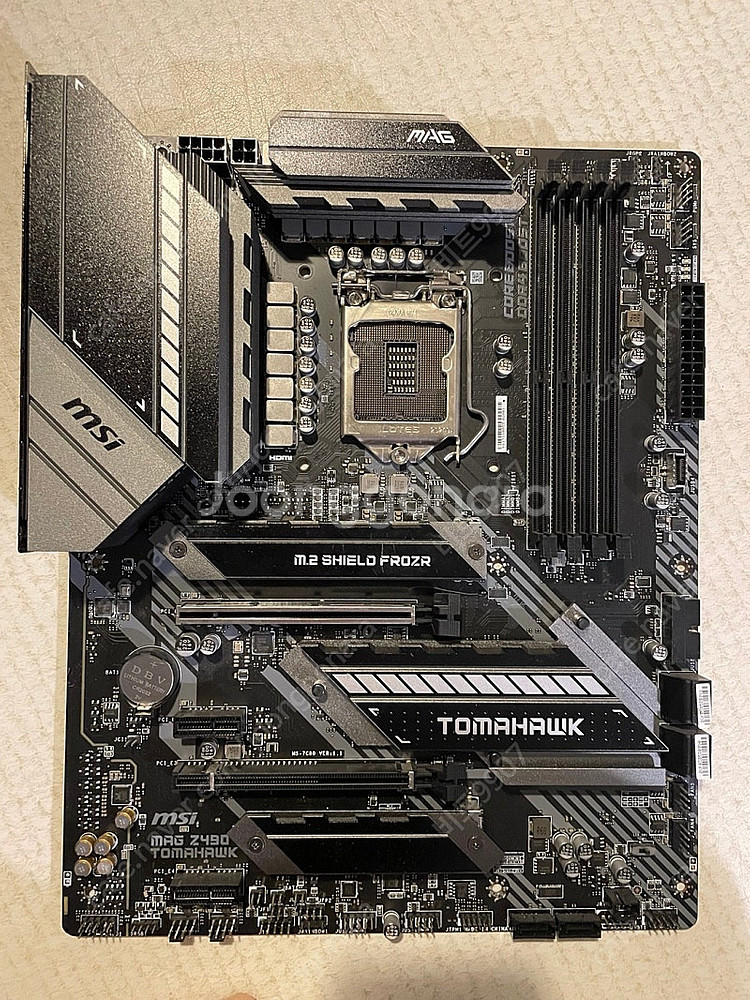 msi z490 토마호크 메인보드 팝니다. 택포 850...--0