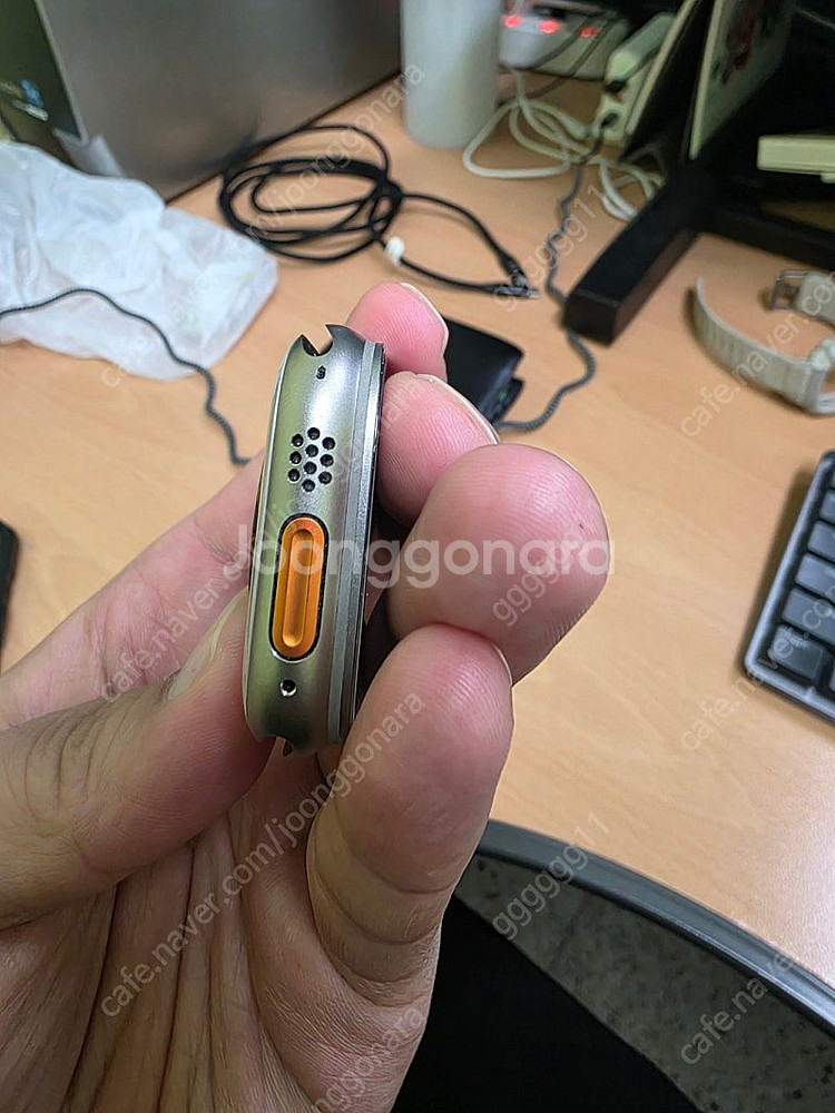 애플워치 울트라2 49mm 셀룰러 내추럴 티타늄 블루--3