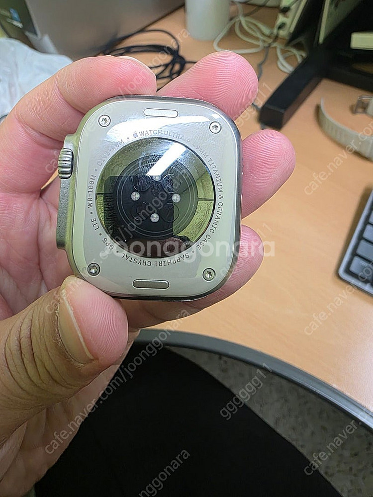 애플워치 울트라2 49mm 셀룰러 내추럴 티타늄 블루--4