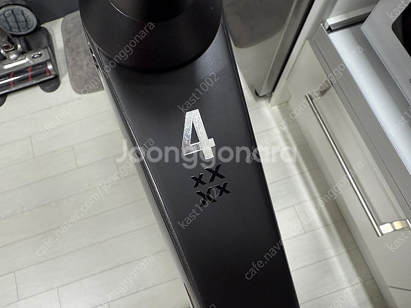 트렉 FX4 풀카본 하이브리드 자전거 판매합니다.--3