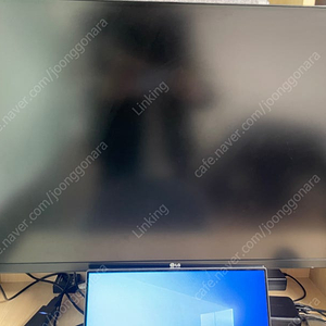 LG QHD 165Hz 32GK850G 게이밍 모니터 팝니다.