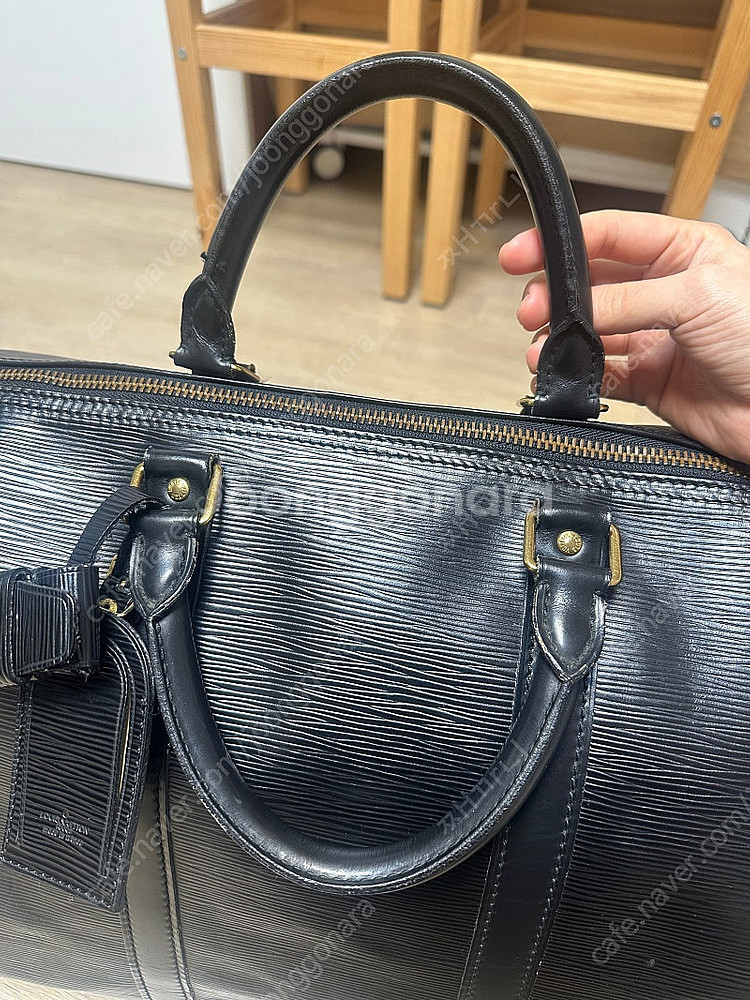 LV 루이비통 에삐 키폴 보스턴백 55 블랙--2