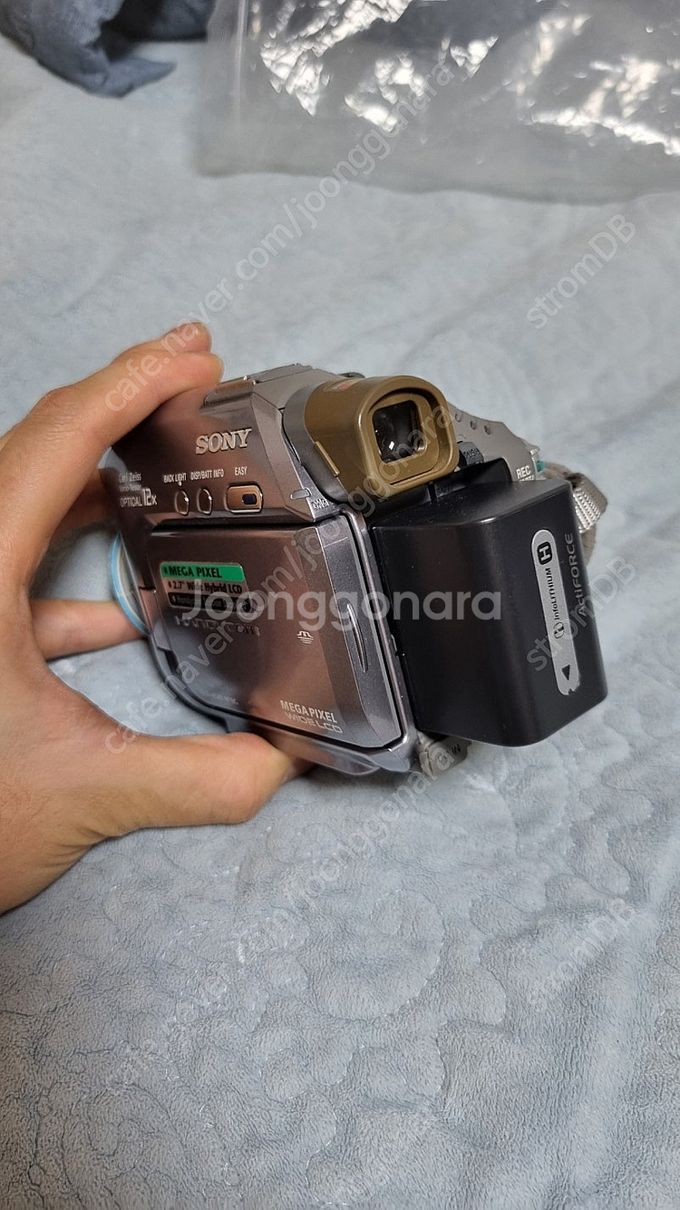 소니 DCR-HC42 캠코더 카메라 판매합니다--0