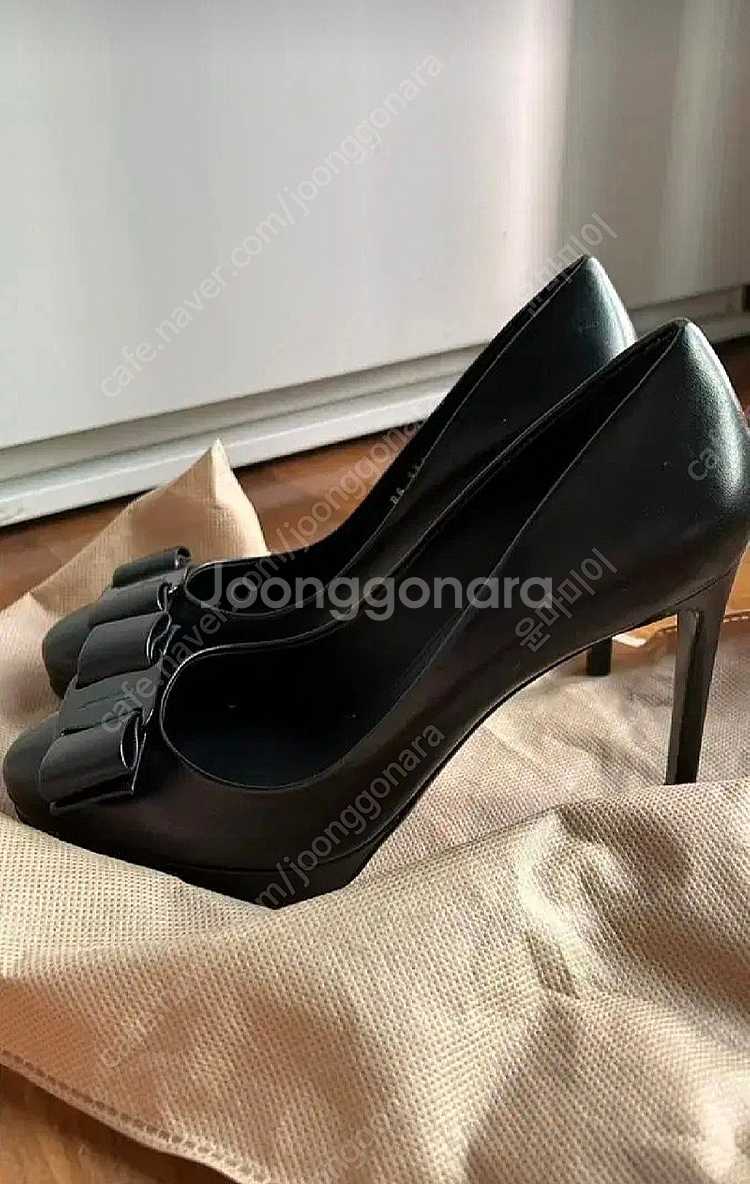 페라가모 힐 245 37.5--0