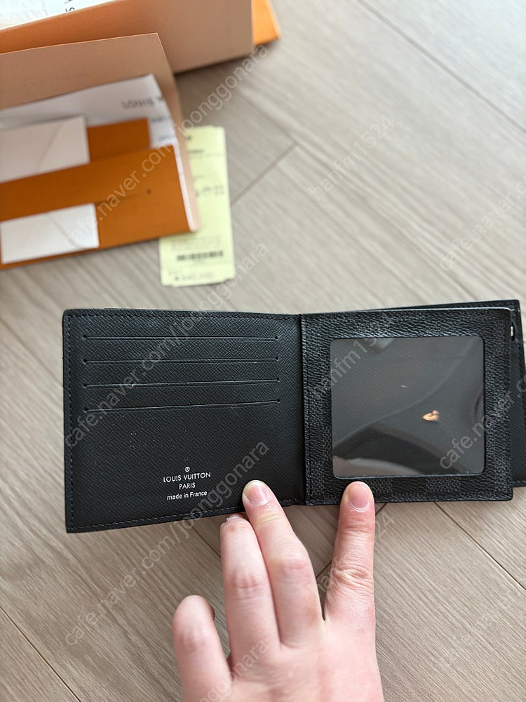 루이비통 남자지갑 이미지