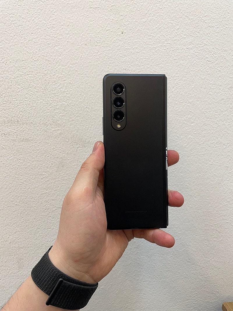 갤럭시Z폴드3 블랙 256GB 무잔상 상태좋은 중고32...--0