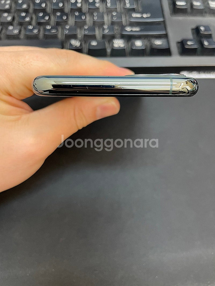 아이폰11프로 그린 256GB 가성비좋은 중고22만팝니...--3