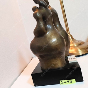 김번 선생님 작품 작품명 가족P2 브론즈