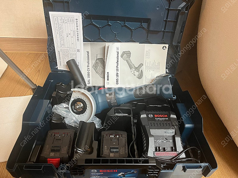 보쉬충전그라인더 GWS18v-10 4인치--2