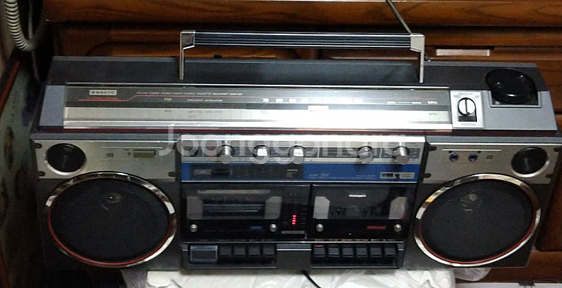 산요 초대형 카세트 라디오--1
