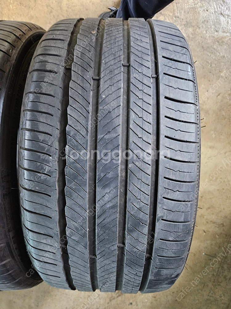 255 35 19 미쉐린 중고 타이어 팝니다--2
