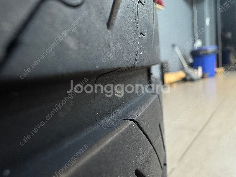 미쉐린 255 35 19 psas4 2본 판매합니다.--3