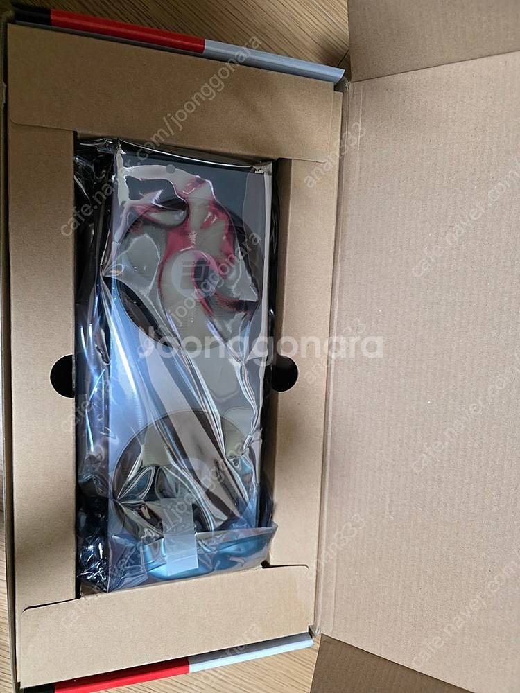 파워컬러 rx 7700xt 화이트 거의새것--1