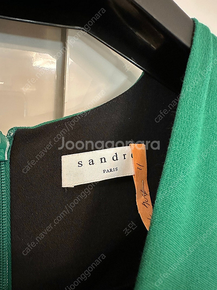36) 산드로 S/S 점프수트 그린--4