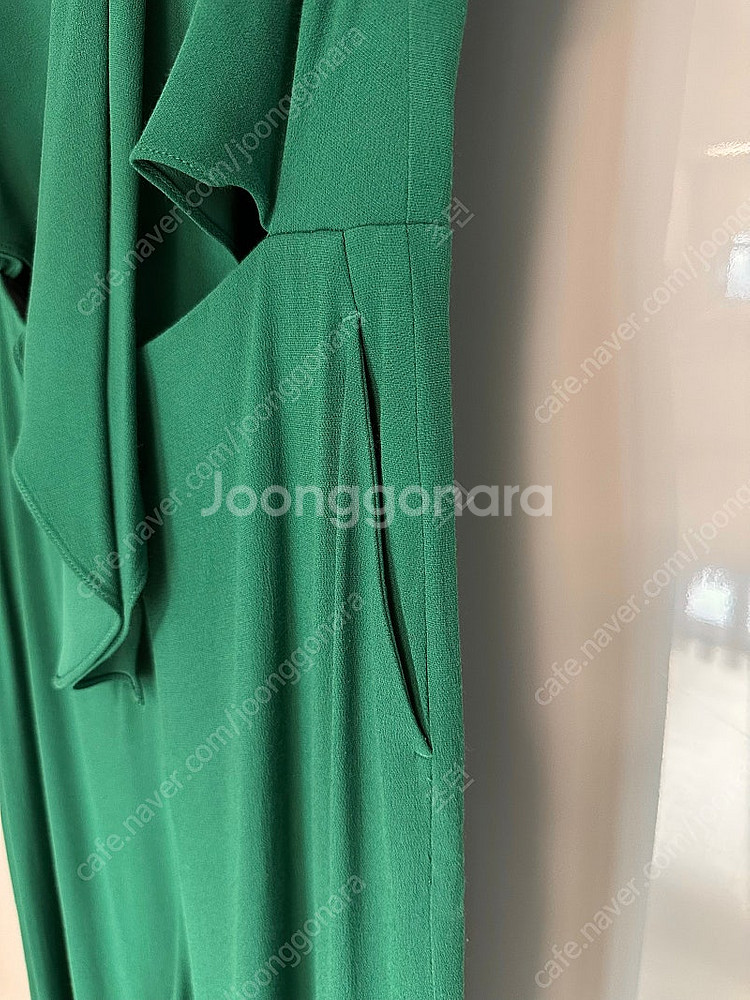 36) 산드로 S/S 점프수트 그린--5