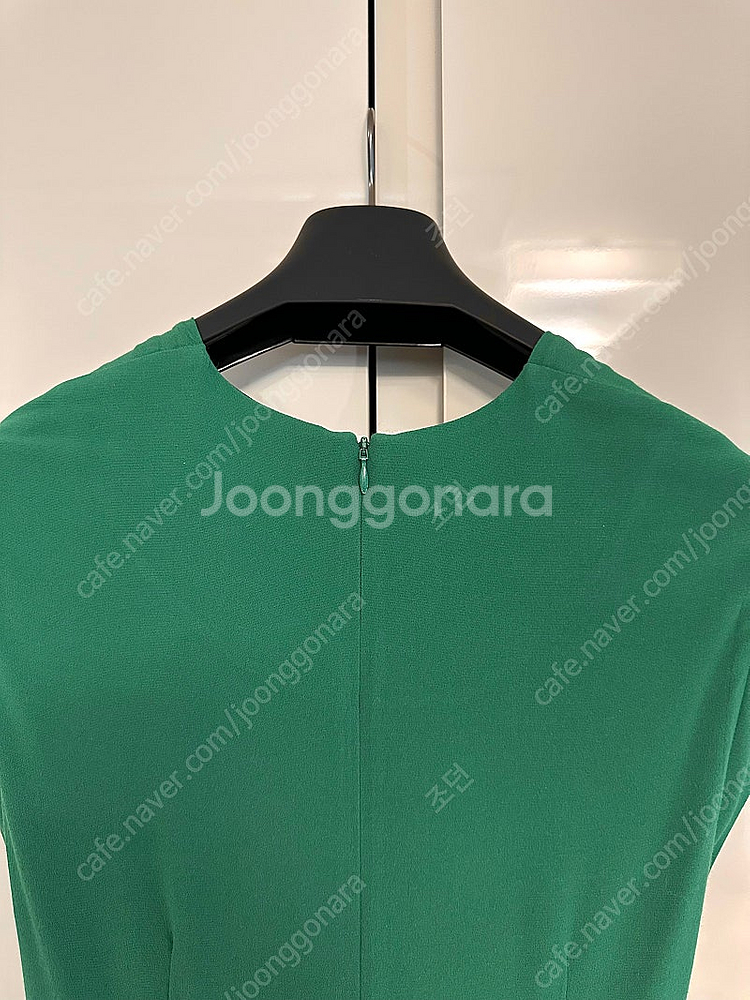36) 산드로 S/S 점프수트 그린--7