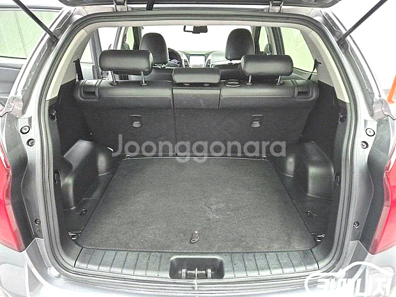 [KG모빌리티(쌍용) ]뉴코란도C 2WD 2.0 CVT...--5