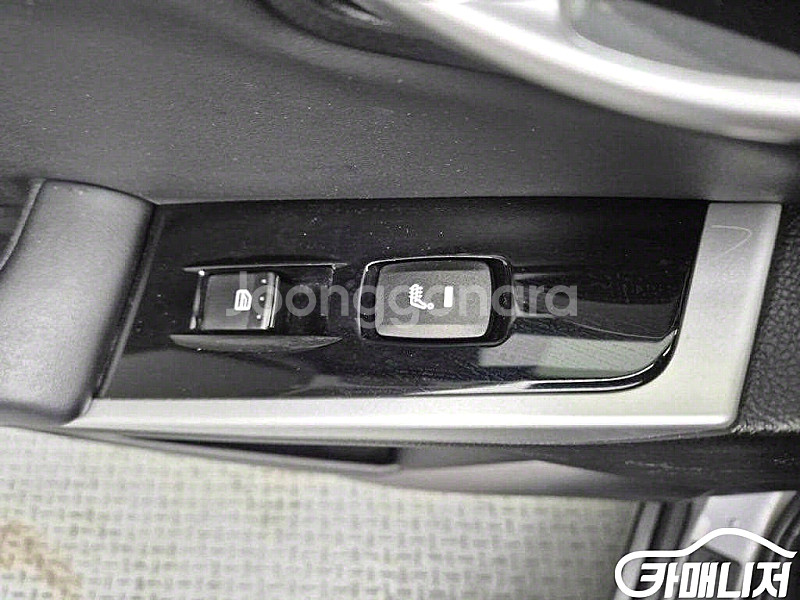 [KG모빌리티(쌍용) ]뉴코란도C 2WD 2.0 CVT...--7