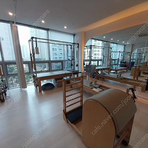 하프필라테스 베이지 색상 - 캐딜락, 리포머, 바렐 급매 합니다 - 금액 낮춤