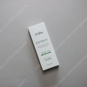 [미개봉 새상품] 달바 클린 티트리 리포좀 톤업 선크림 그린 50ml - 택포 2만