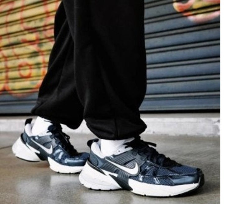 오늘발송! 쿨거시 10만5천택포! 미착용 새제품 나이키 남성 V2K 런 255, 260, 265, 270, 275,...--6