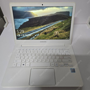 삼성 가벼운 사무용 노트북 NT910S3Q-M38S 팝니다.