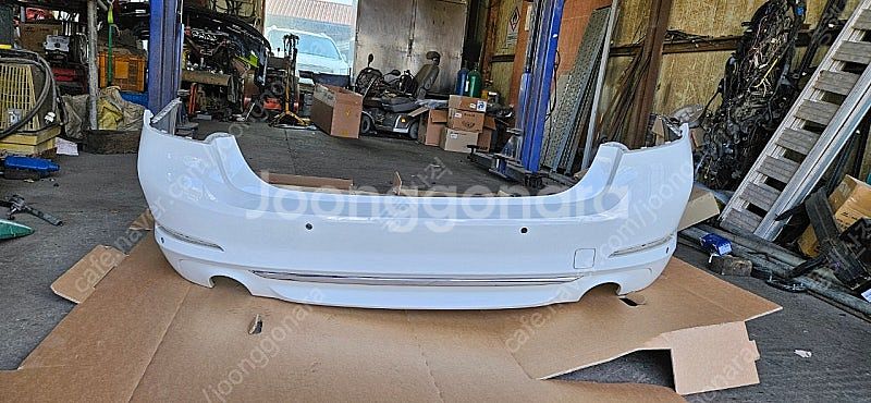 bmw520d뒷범퍼--0